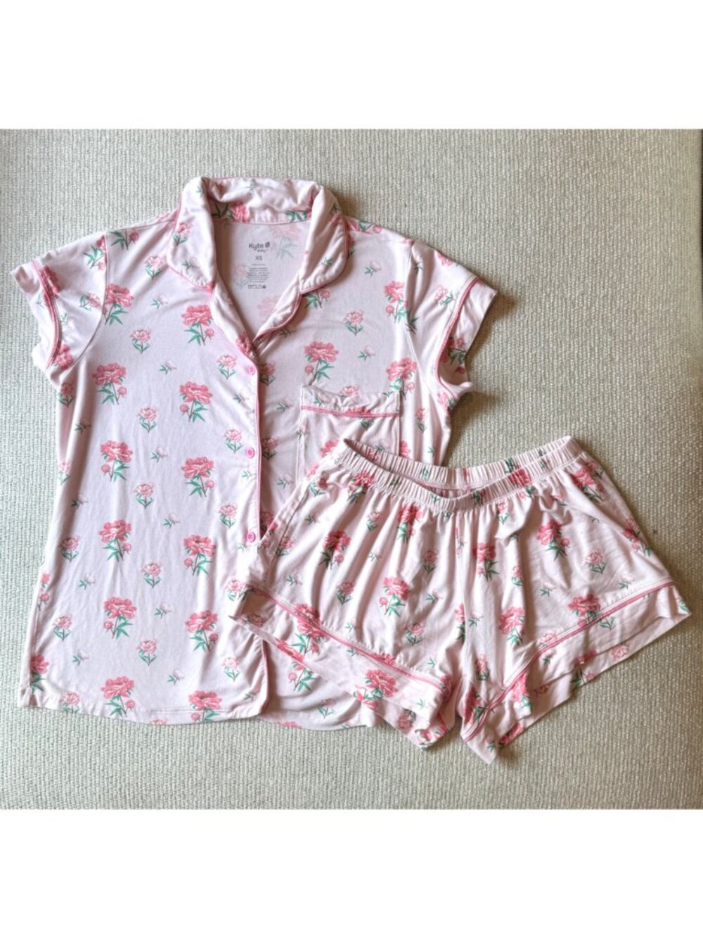 Kyte Baby Sakura Peony Print Pajama Set Adult Size XS Light Pink Bamboo Floral - Picture 6 of 6